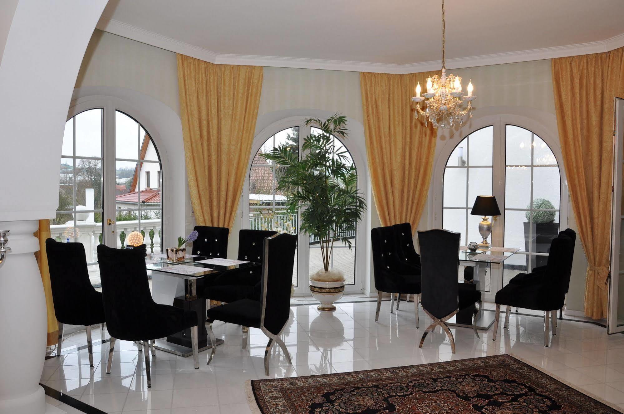 Gaestehaus Villa Casamia (Adults Only) Шмалькальден Экстерьер фото